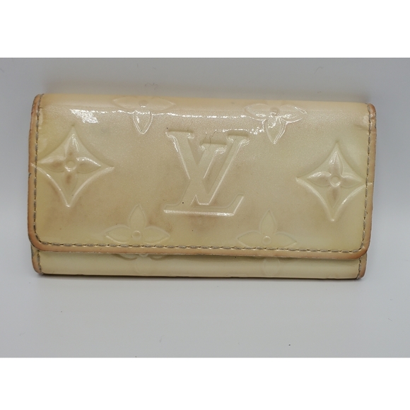 Authentic Preowned LV Vernis Key Chain - Picture 1 of 9